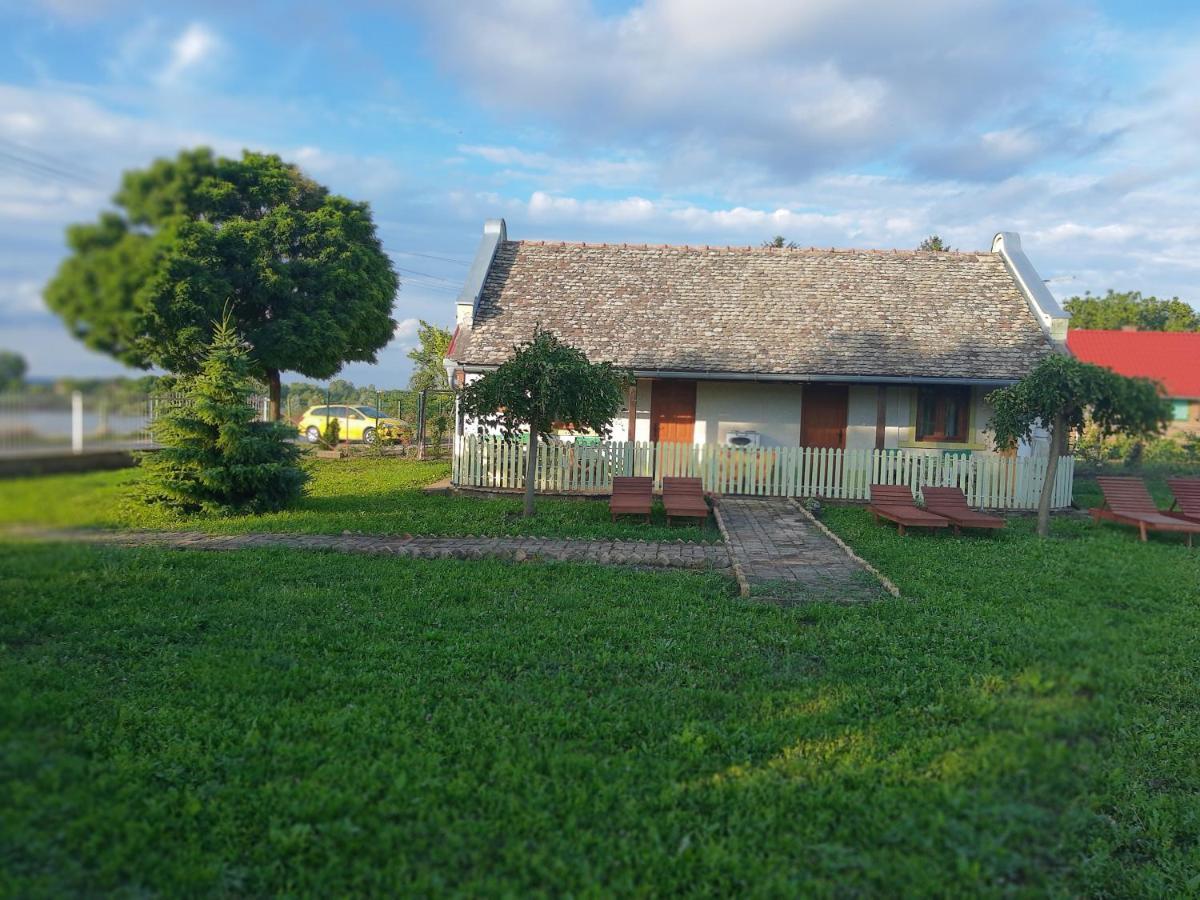 Villa Diiva Curug Exteriér fotografie